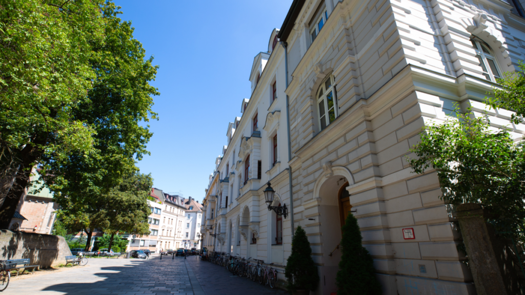 Hotterstraße München